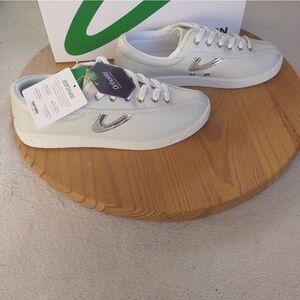 Tretorn white Leather Ortholite Sneakers Size 9